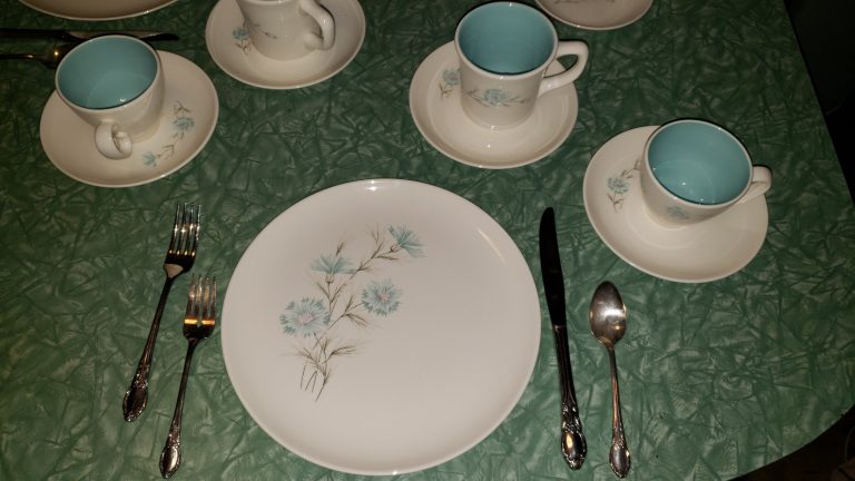 Stoneware tableware
